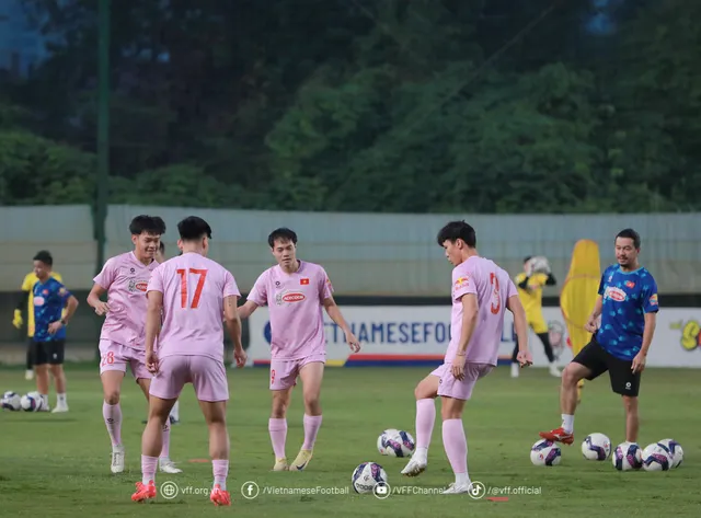 Tiền đạo Văn Toàn: “Đội tuyển Việt Nam đã sẵn sàng cho trận đấu với Ấn Độ tại sân Thiên Trường”  - Ảnh 2.